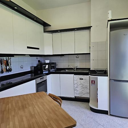 Spazioso Appartamento Con Terrazzo Navigli , Bocconi Milan Luaran gambar