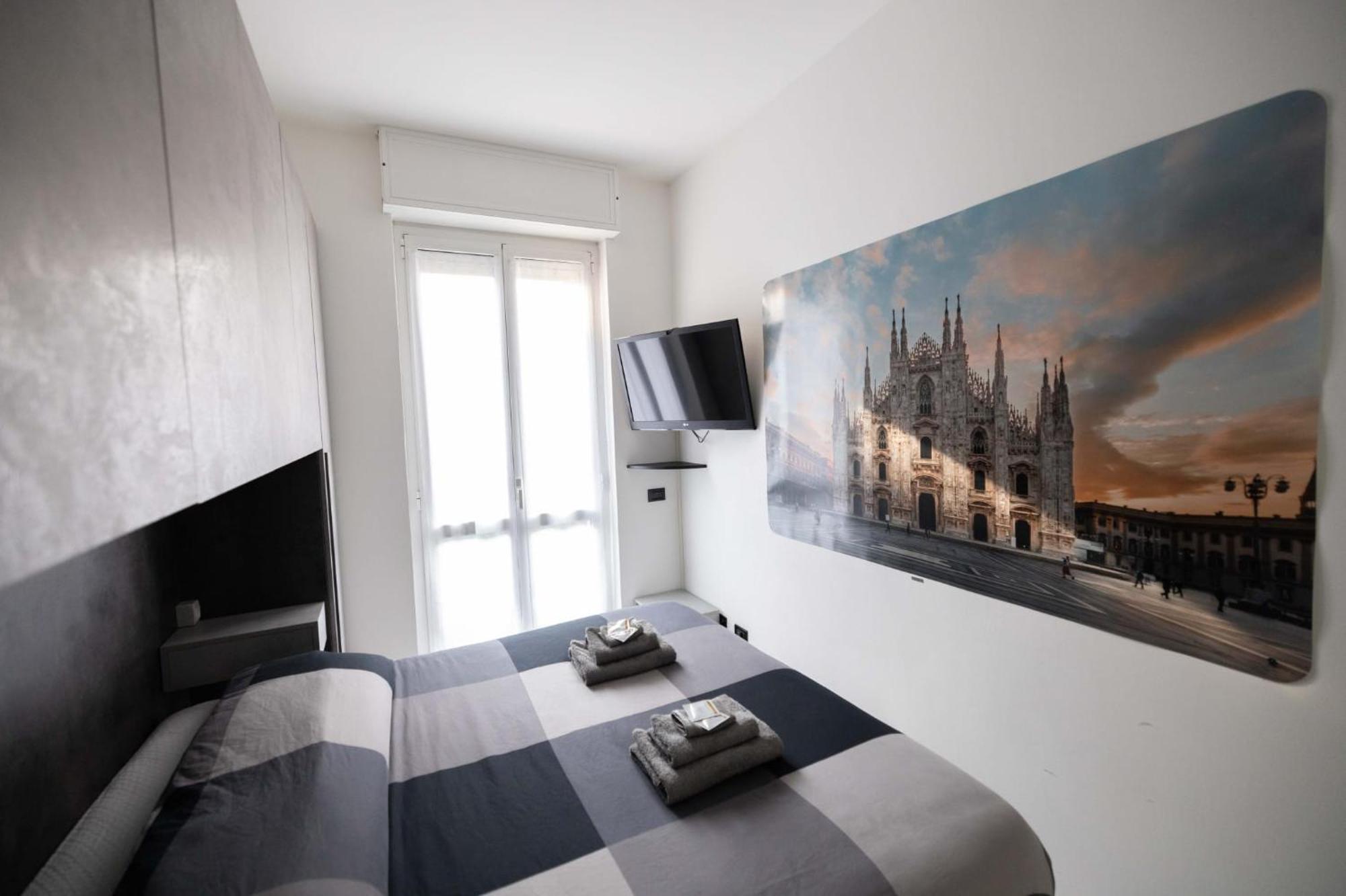 Spazioso Appartamento Con Terrazzo Navigli , Bocconi Milan Luaran gambar